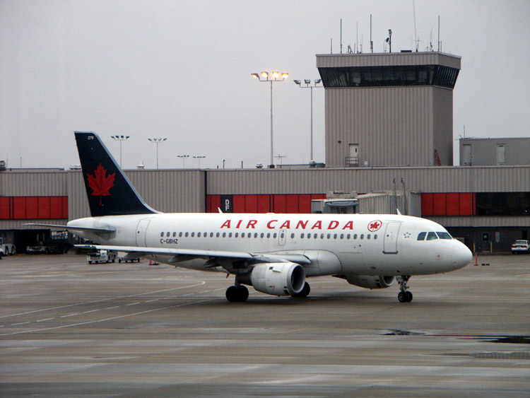 air-canada-jet.jpg